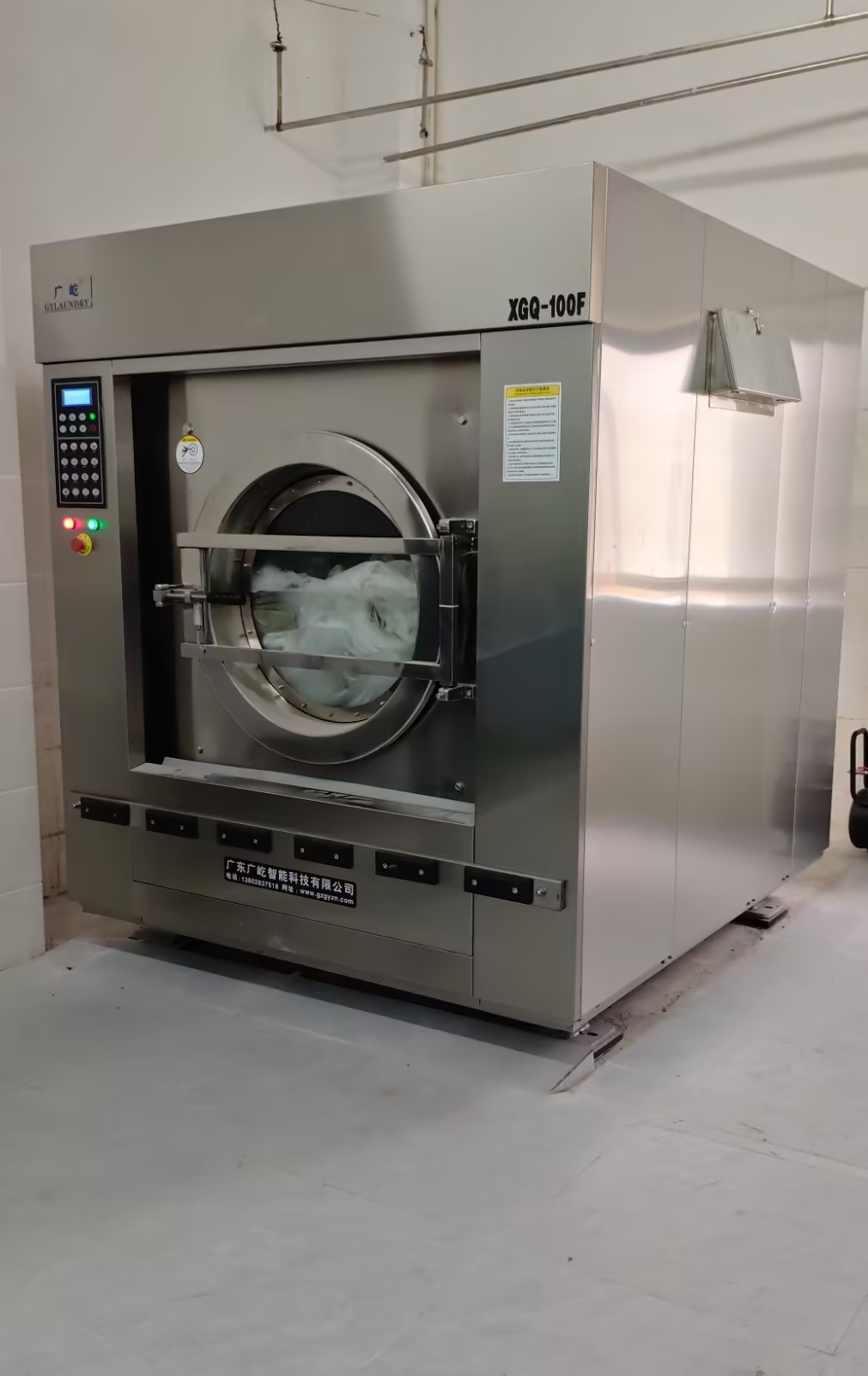 How to Wash Thousands of Garments Daily? Professional Industrial Washing Machines Have the Answer(Image1) How to Wash Thousands of Garments Daily? Professional Industrial Washing Machines Have the Answer(Image1)