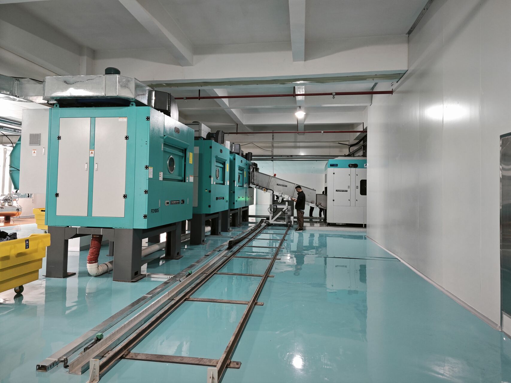 Can One Continuous Washer Replace Multiple Industrial Washing Machines? A Full Breakdown of Its Advantages(Image1) Can One Continuous Washer Replace Multiple Industrial Washing Machines? A Full Breakdown of Its Advantages(Image1)